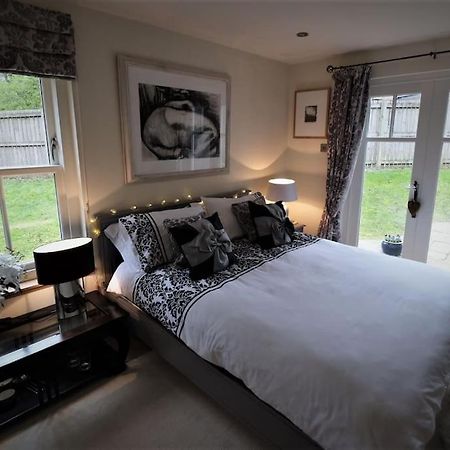Loch Lomond Unique Selfcontained Bed+Bathroom الإكسندرية المظهر الخارجي الصورة