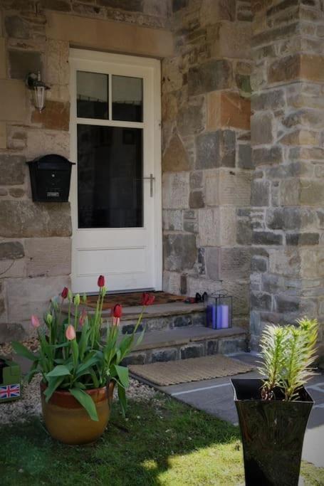 Loch Lomond Unique Selfcontained Bed+Bathroom الإكسندرية المظهر الخارجي الصورة