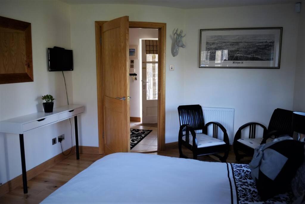 Loch Lomond Unique Selfcontained Bed+Bathroom الإكسندرية المظهر الخارجي الصورة